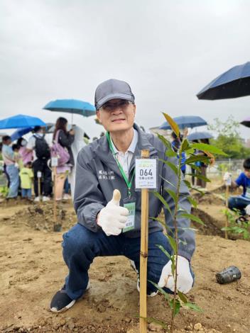 故鄉的土，未來的樹-為土地，種回最初的記憶!