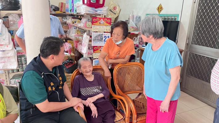 重陽節慰訪百歲人瑞💕關懷長輩獻上祝福