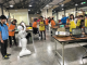 照片說明6-Pepper機器人-介紹本局業務特色簡介及反毒宣導，並帶領社區民眾一起做課前暖身操。