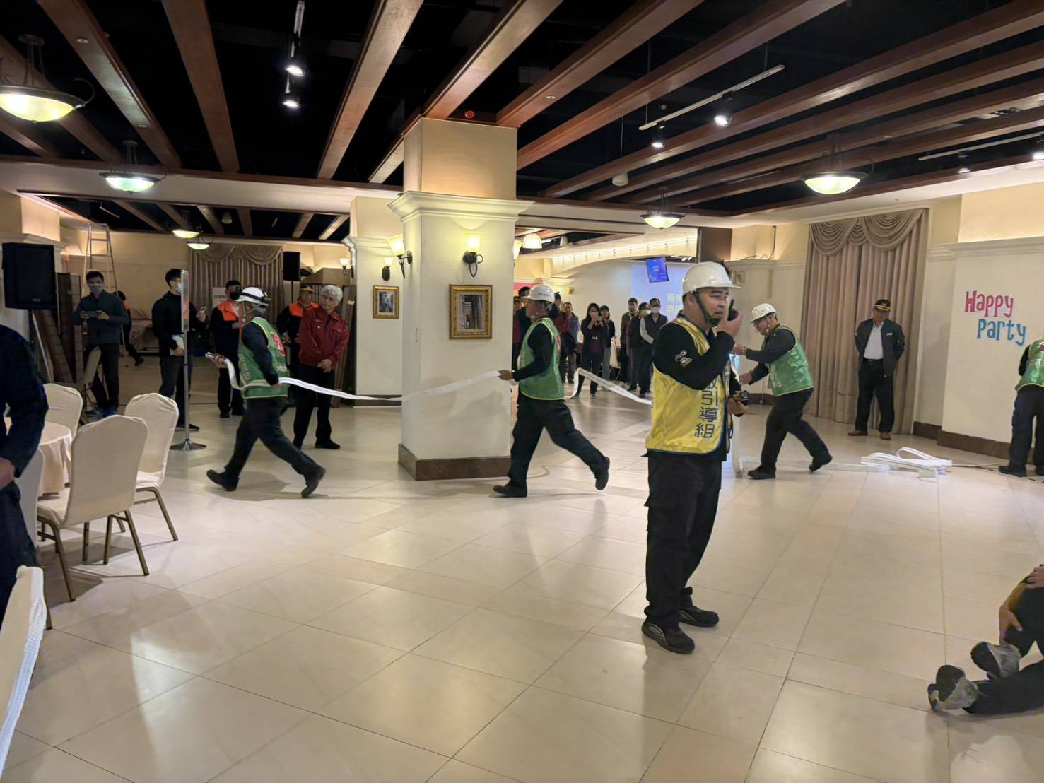 「雄」安心!高雄市政府消防局春節前夕加強遊樂園消防安檢及防火管理督導