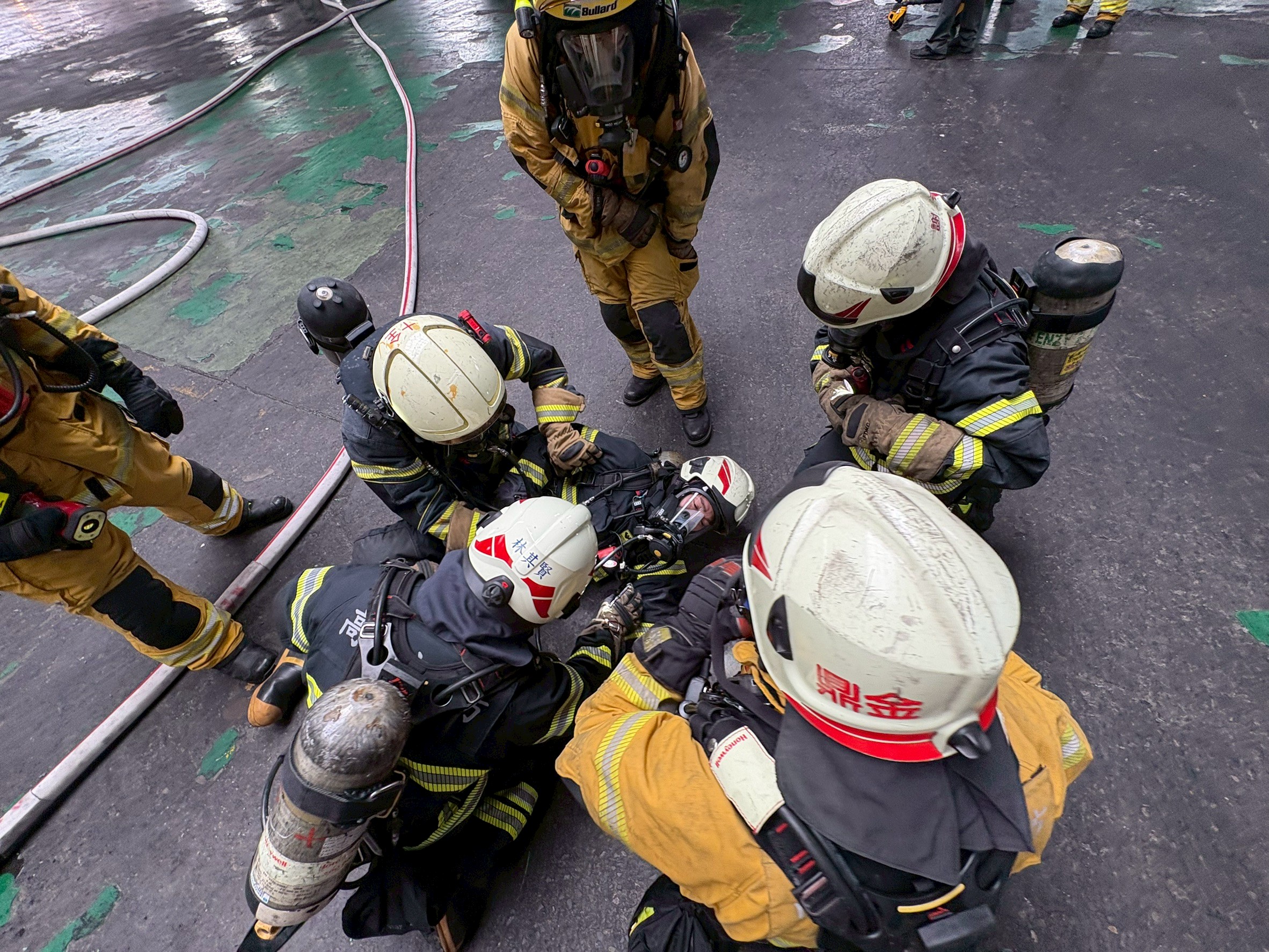 強化災害應變能力，高市消防攜手中區資源回收廠實施搶救演練