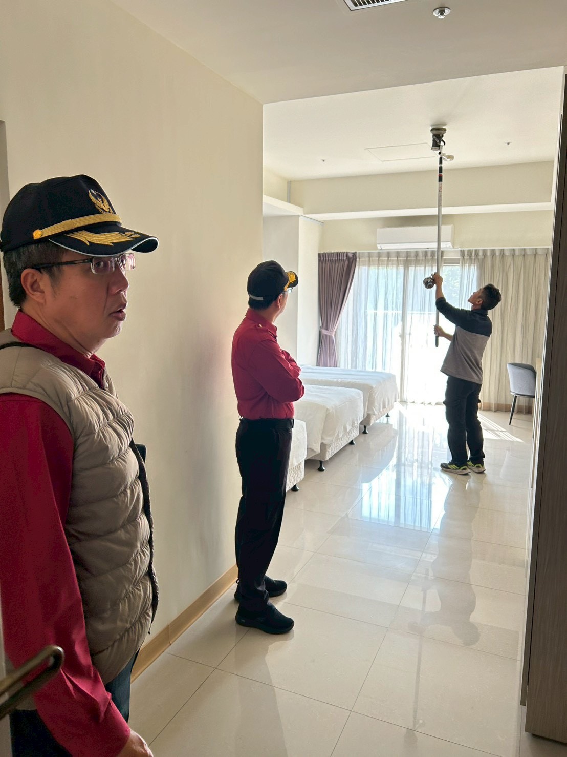 開心無慮迎“馬”年，消防局第六大隊強化各類場所消防安全檢查