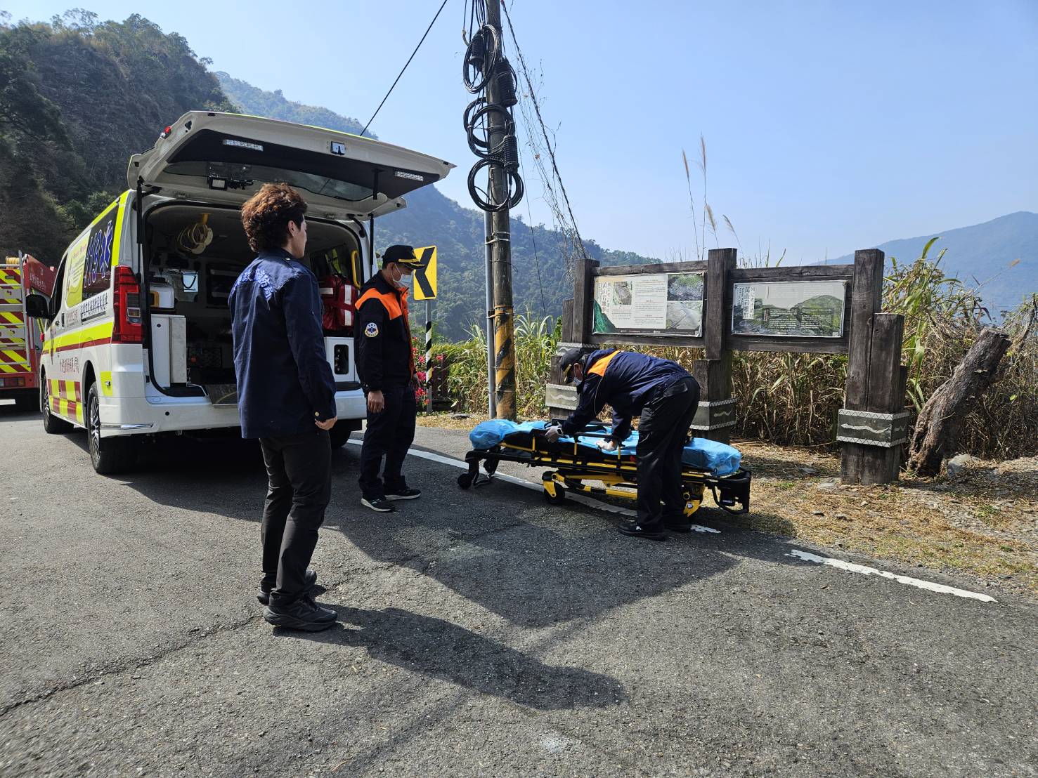 科技救災再建功！茂林紅塵峽谷民眾墜車　靠衛星通訊精準獲救