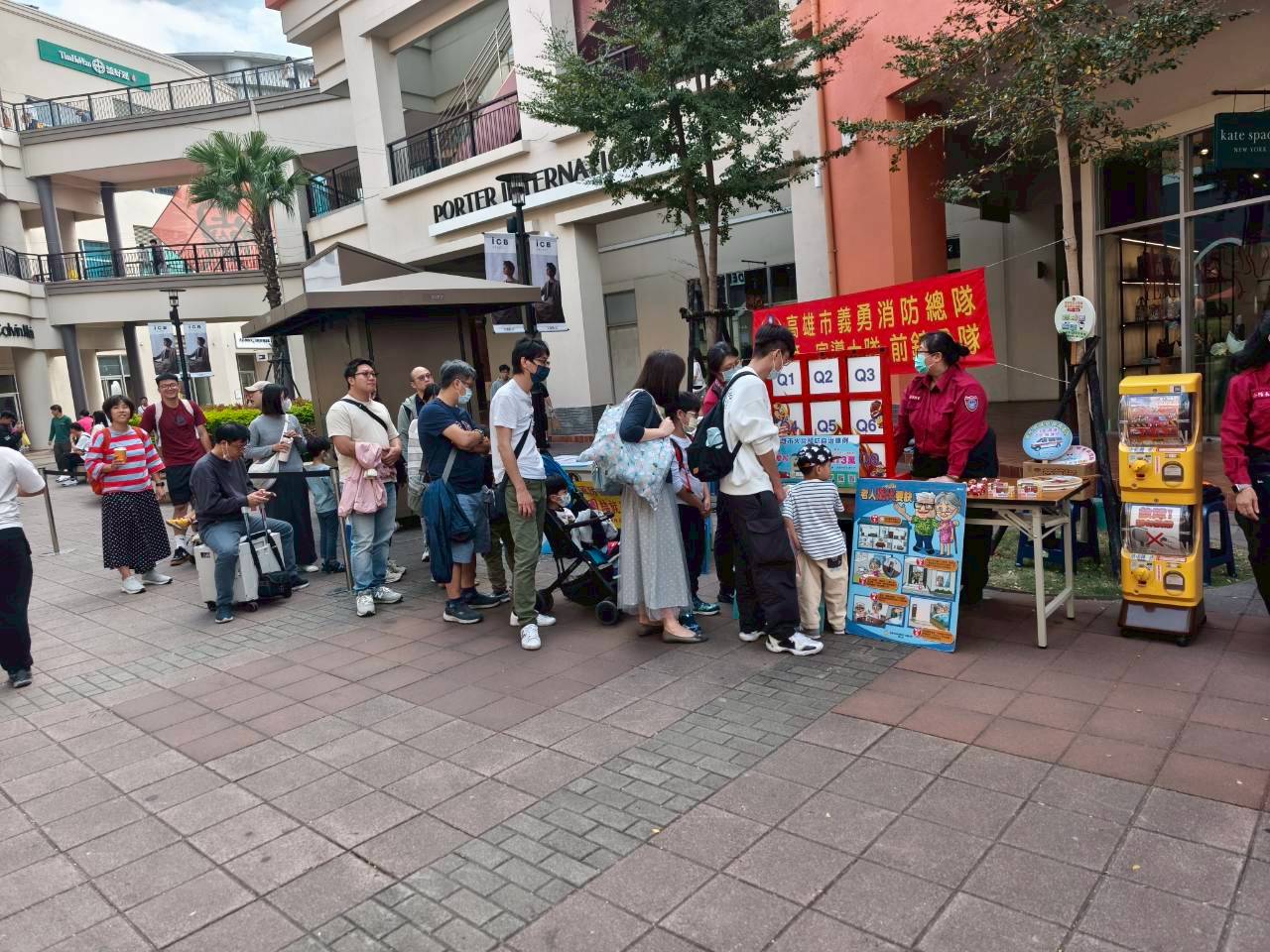 SKM PARK百貨春節市集防火宣導 馬年平安添福氣