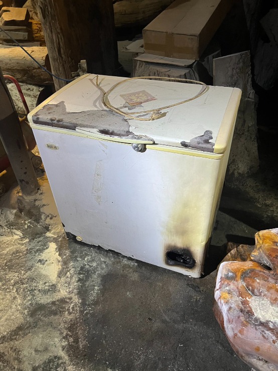 六龜民宅冰箱起火！消防局籲落實「兩大預防觀念」強化居家安全