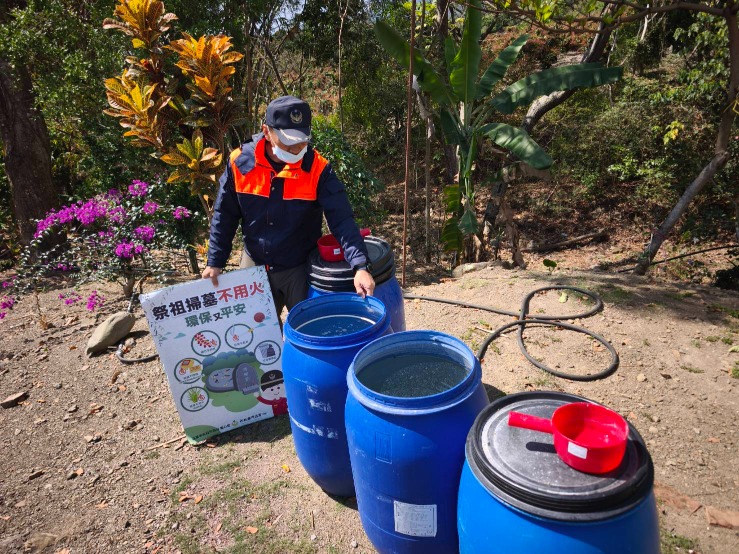 清明將至 寶來消防隊強化山林、墓地防火宣導與巡查