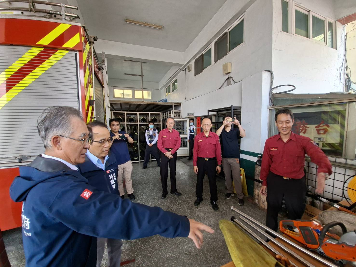 守護市民祭祖安全! 副市長林欽榮慰勉梓官、橋頭消防分隊，籲清明祭祀嚴防山林火災