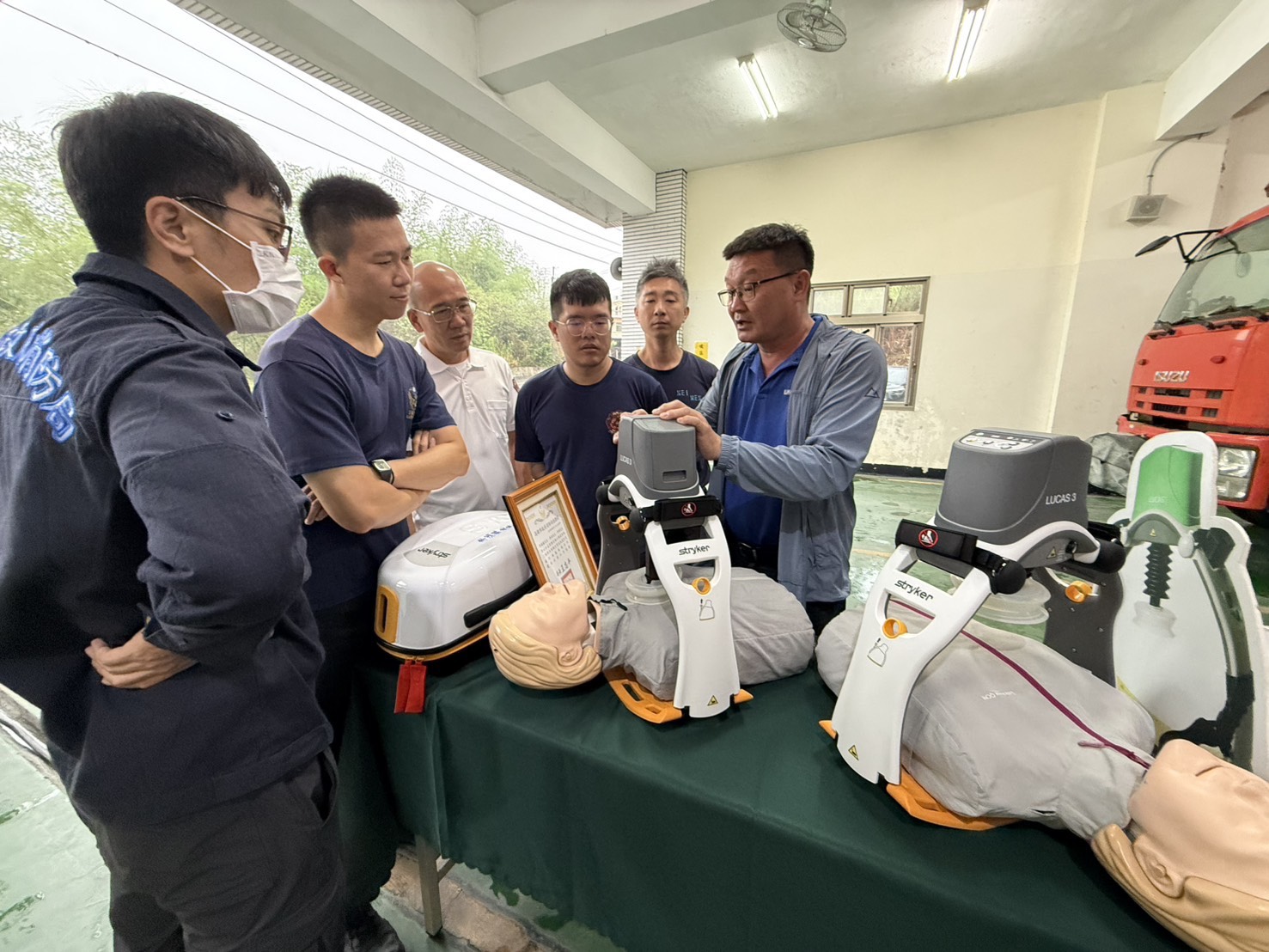 熱心市民捐贈「Lucas3」自動心肺復甦機 提升偏遠地區急救效能