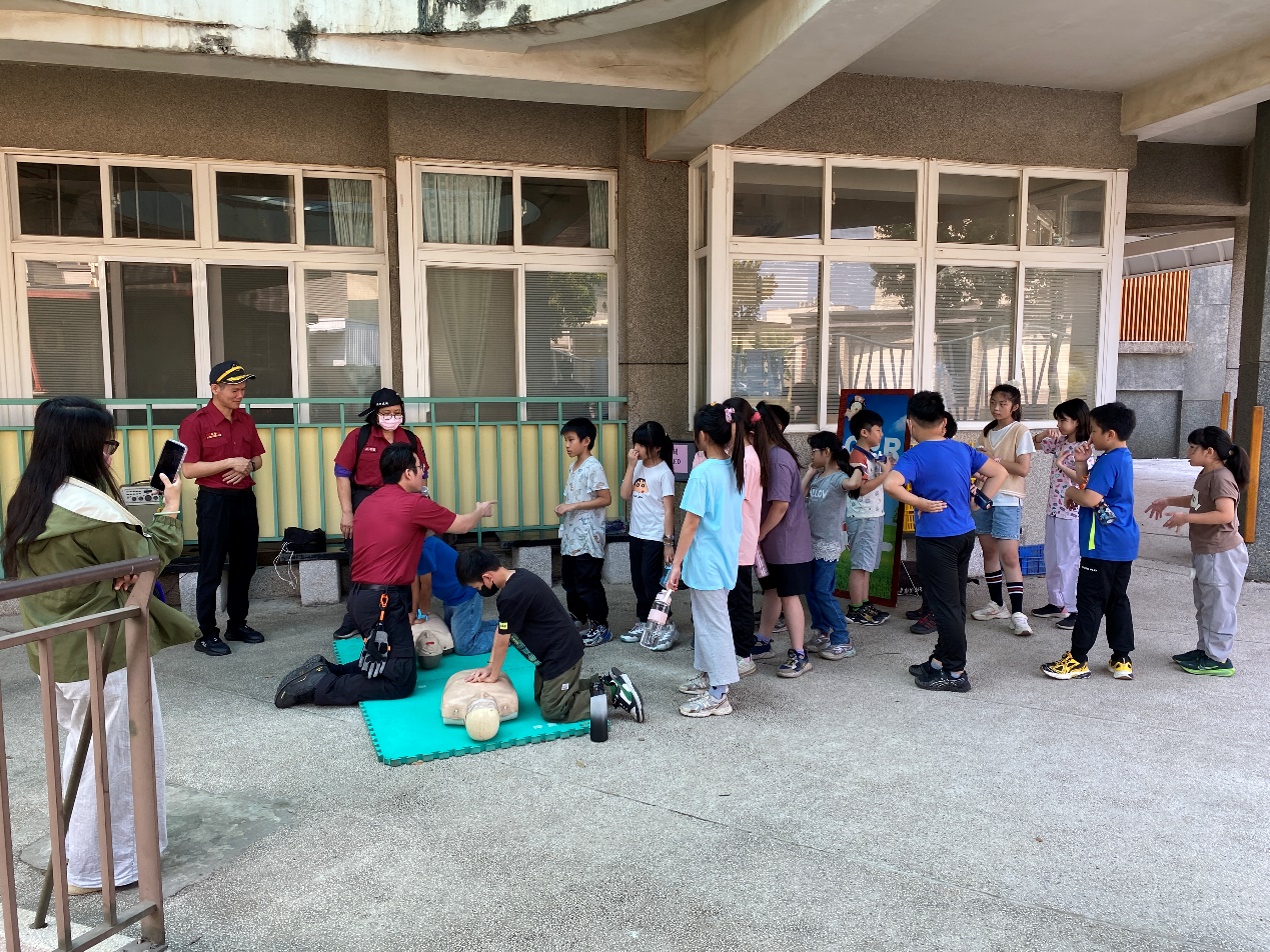 高桂消防分隊坪頂國小消防體驗活動