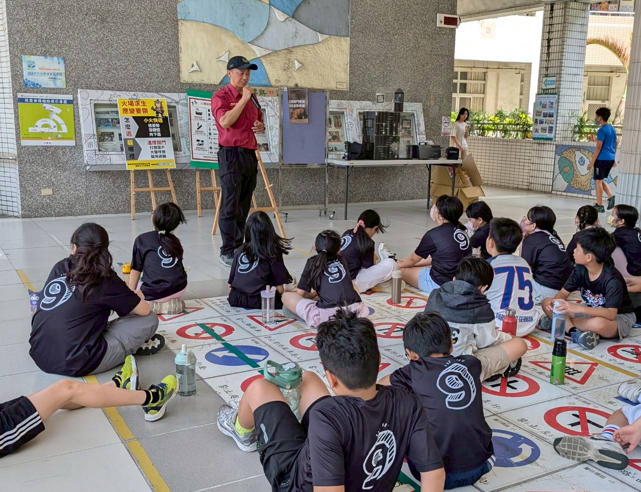 新上國小消防體驗 培養防災觀念從小做起