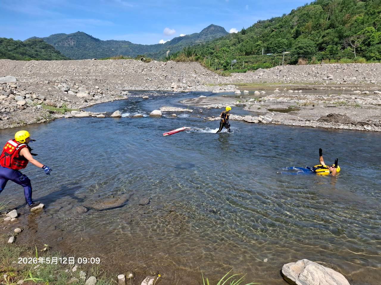 那瑪夏消防隊舉辦水域救援訓練  強化水域救災能力