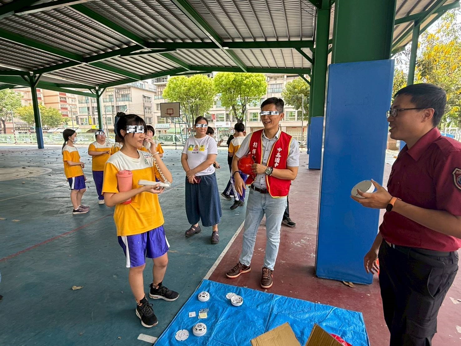 強化校園防災觀念，鳳祥分隊前進中崙國中辦理防災宣導