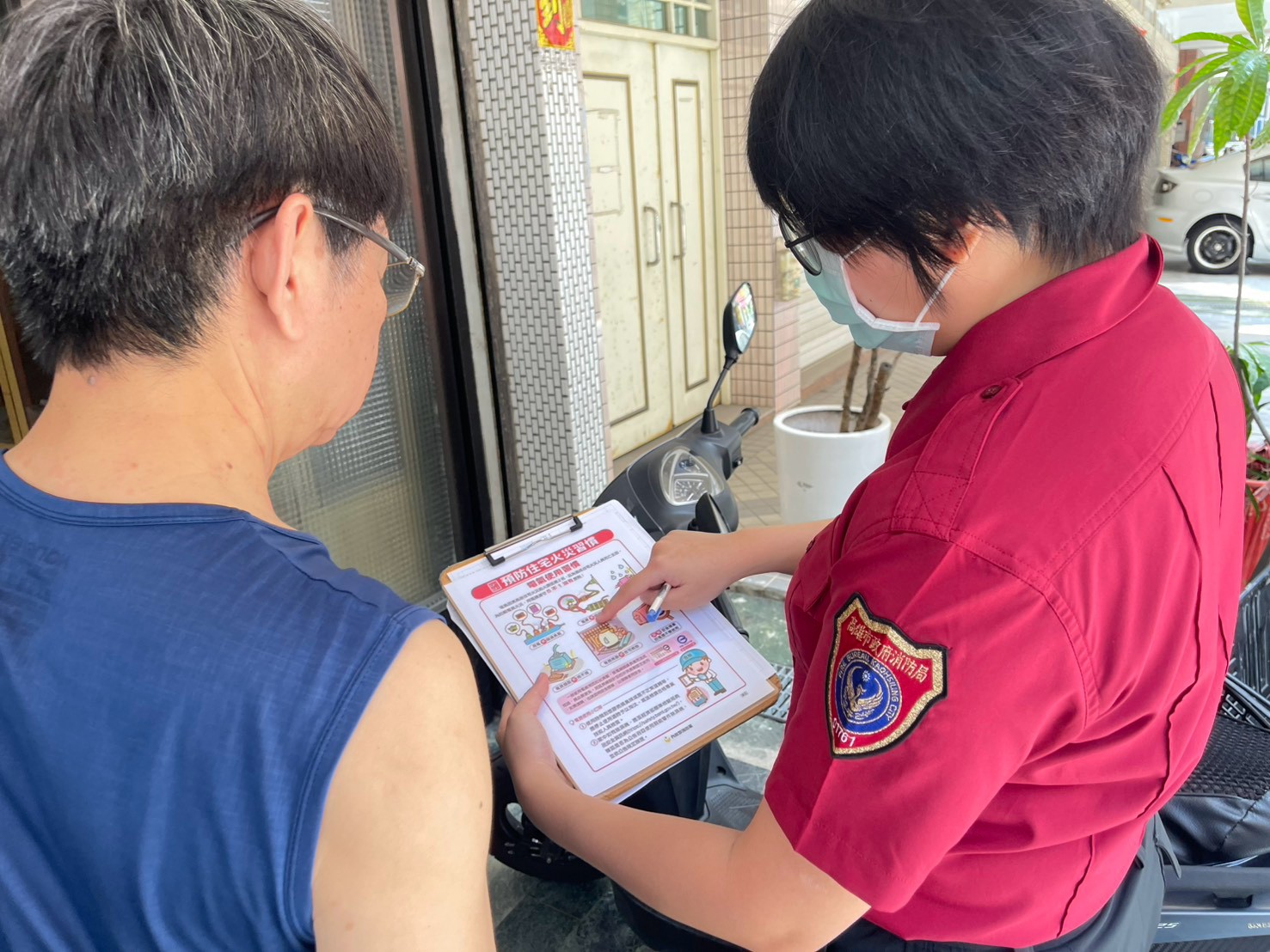 防範電氣火災 成功分隊宣導「五不一沒有」守護居家安全
