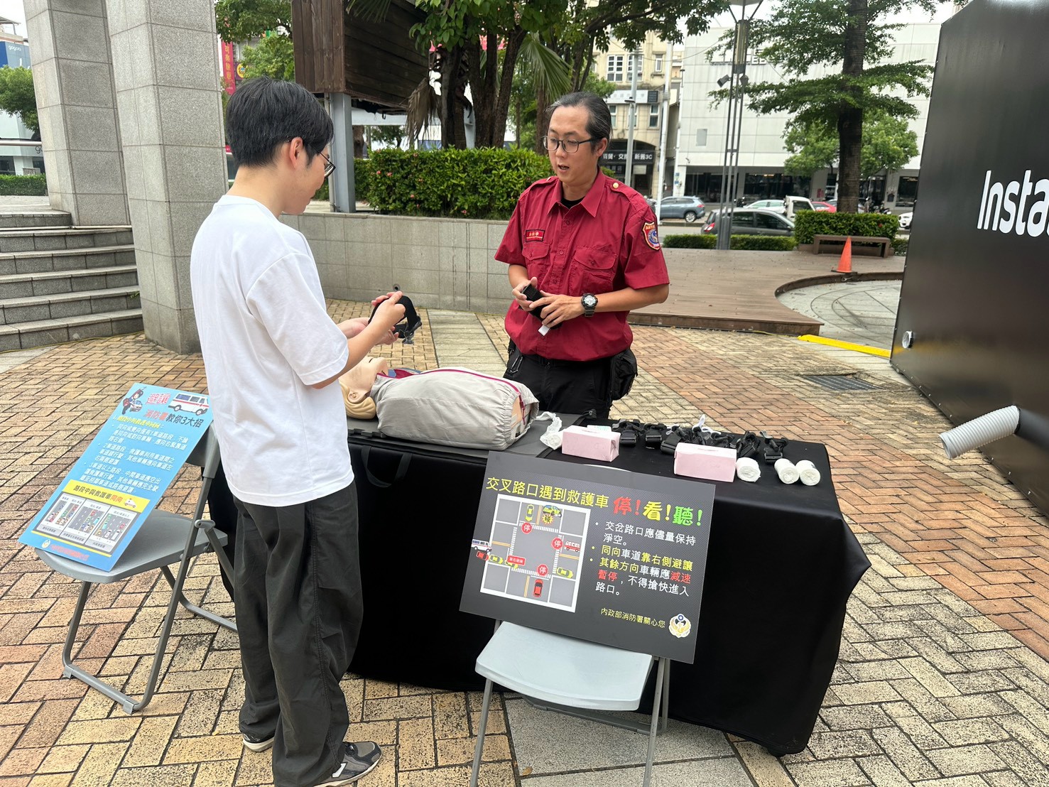 救在當下！新莊分隊響應救護週　漢神巨蛋推廣全民急救觀念
