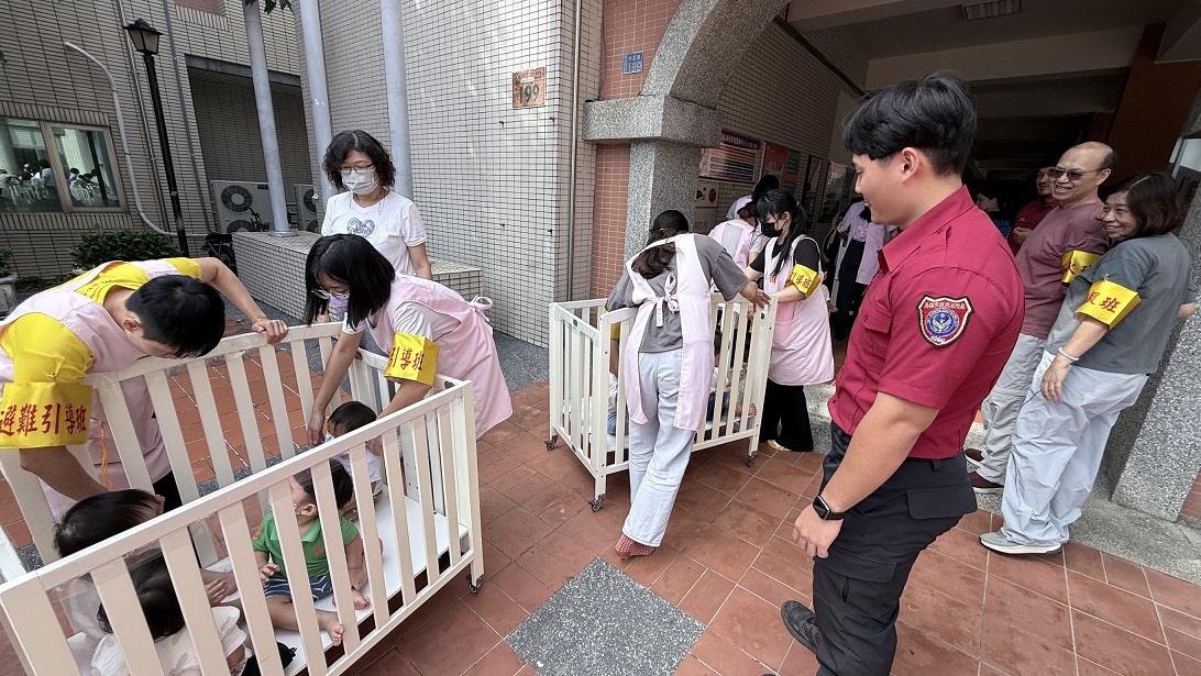 強化幼兒社福場所安全　旗山公共托嬰中心攜手旗山消防隊提昇防災應變能力