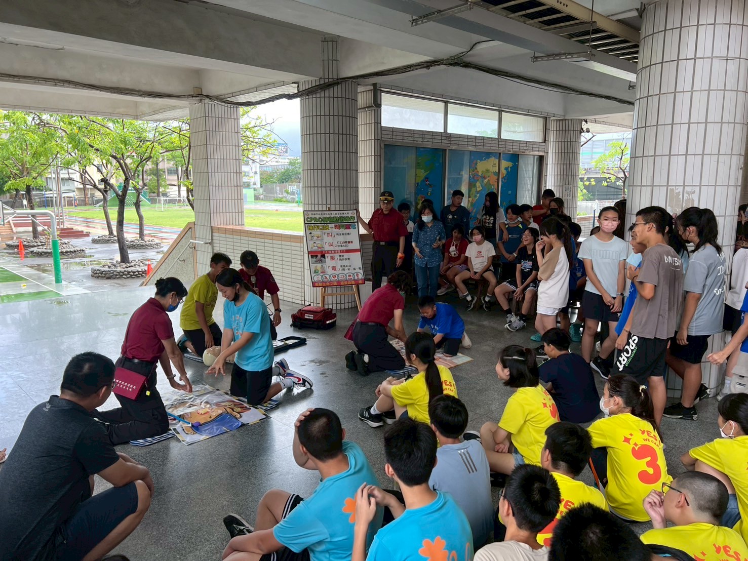 消防員父女同框參與消防體驗活動，陽明國小防火宣導溫馨登場！