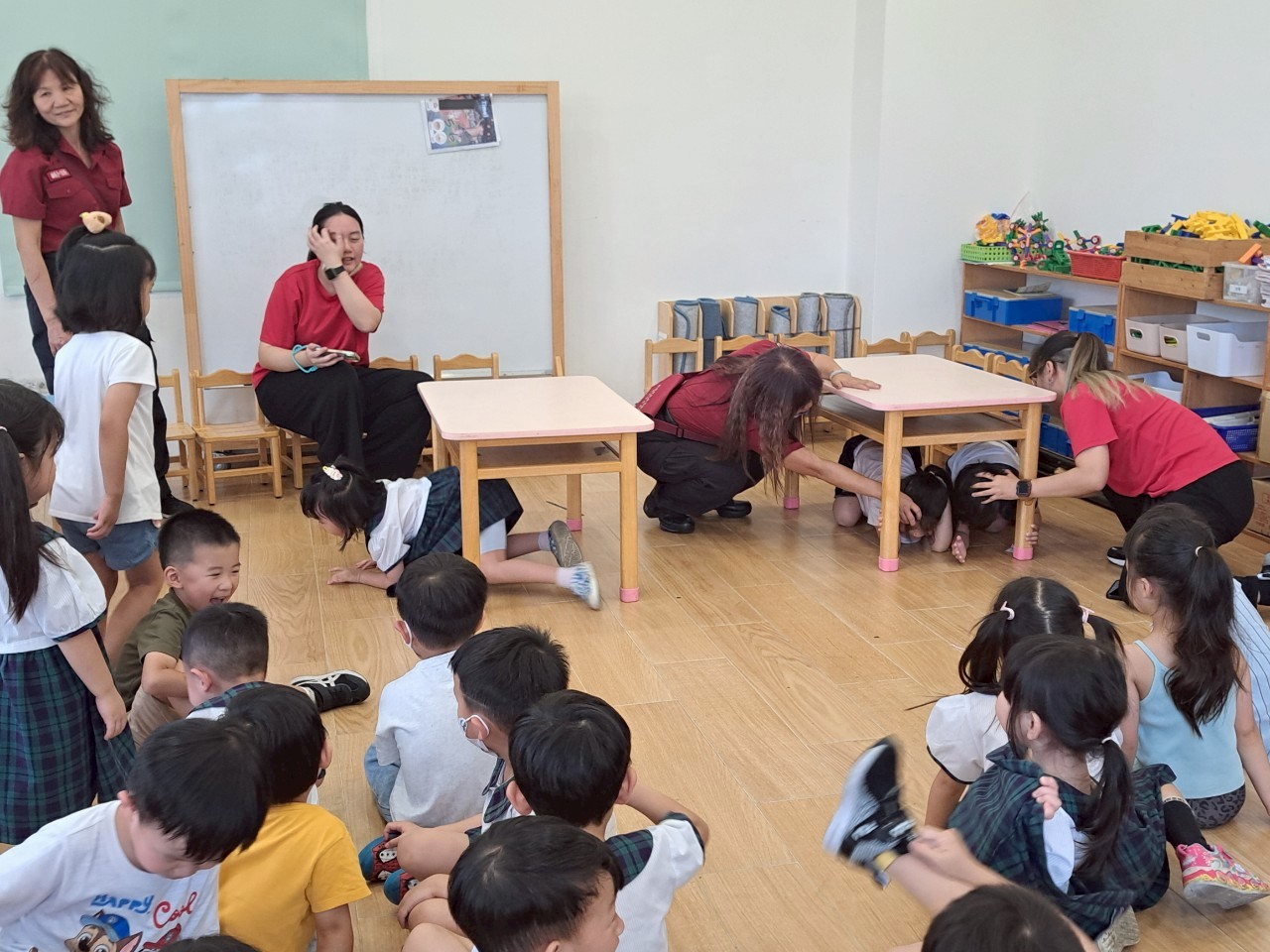 仁武消防攜手常春藤幼兒園 舉辦趣味防災體驗營