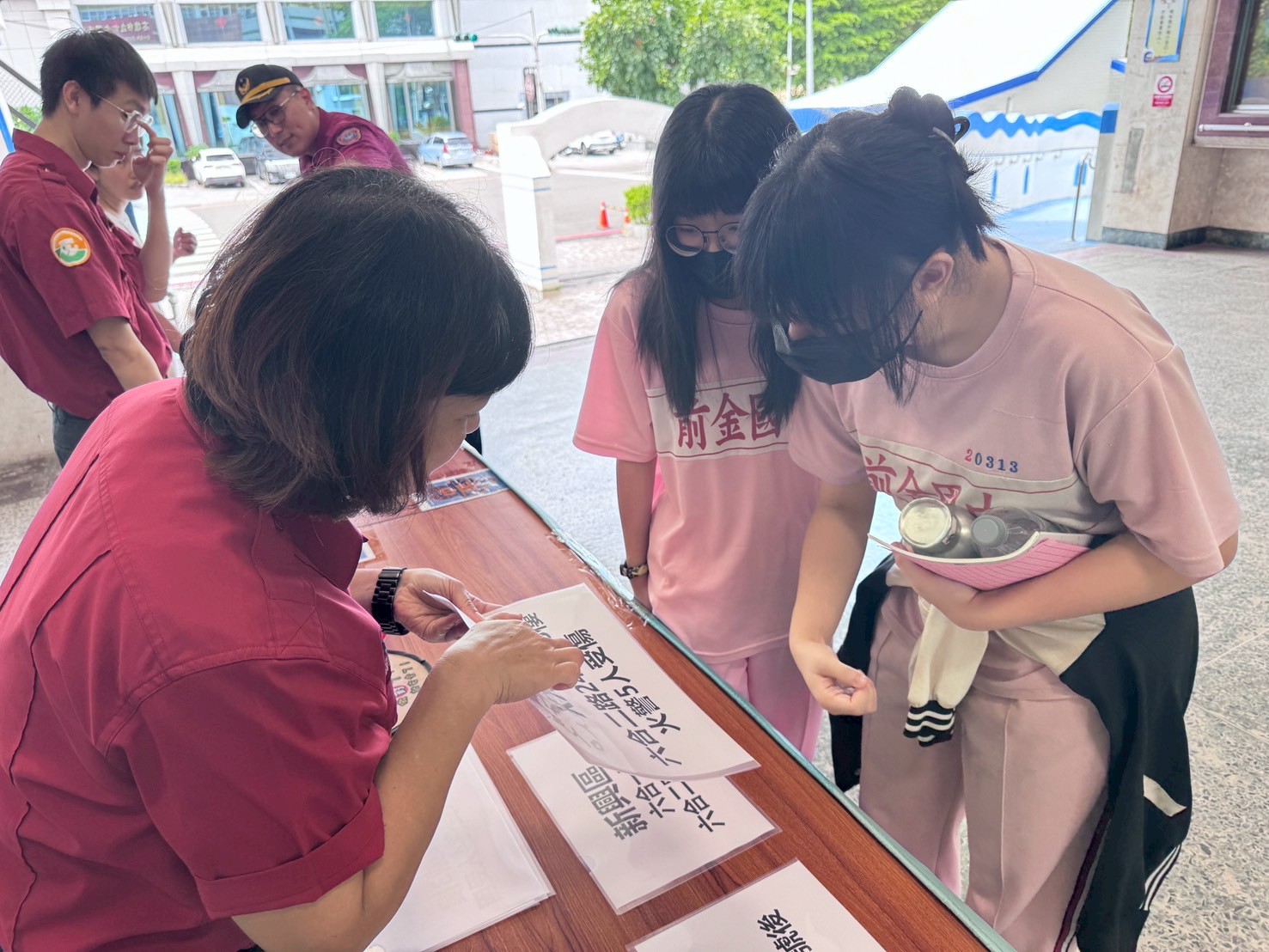 前金國中vs前金消防隊 攜手啟動「消防小戰士」結業式