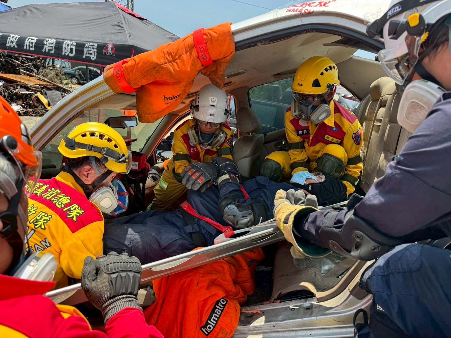 高市特搜辦理車禍救援訓練　強化警義消專業救援能力