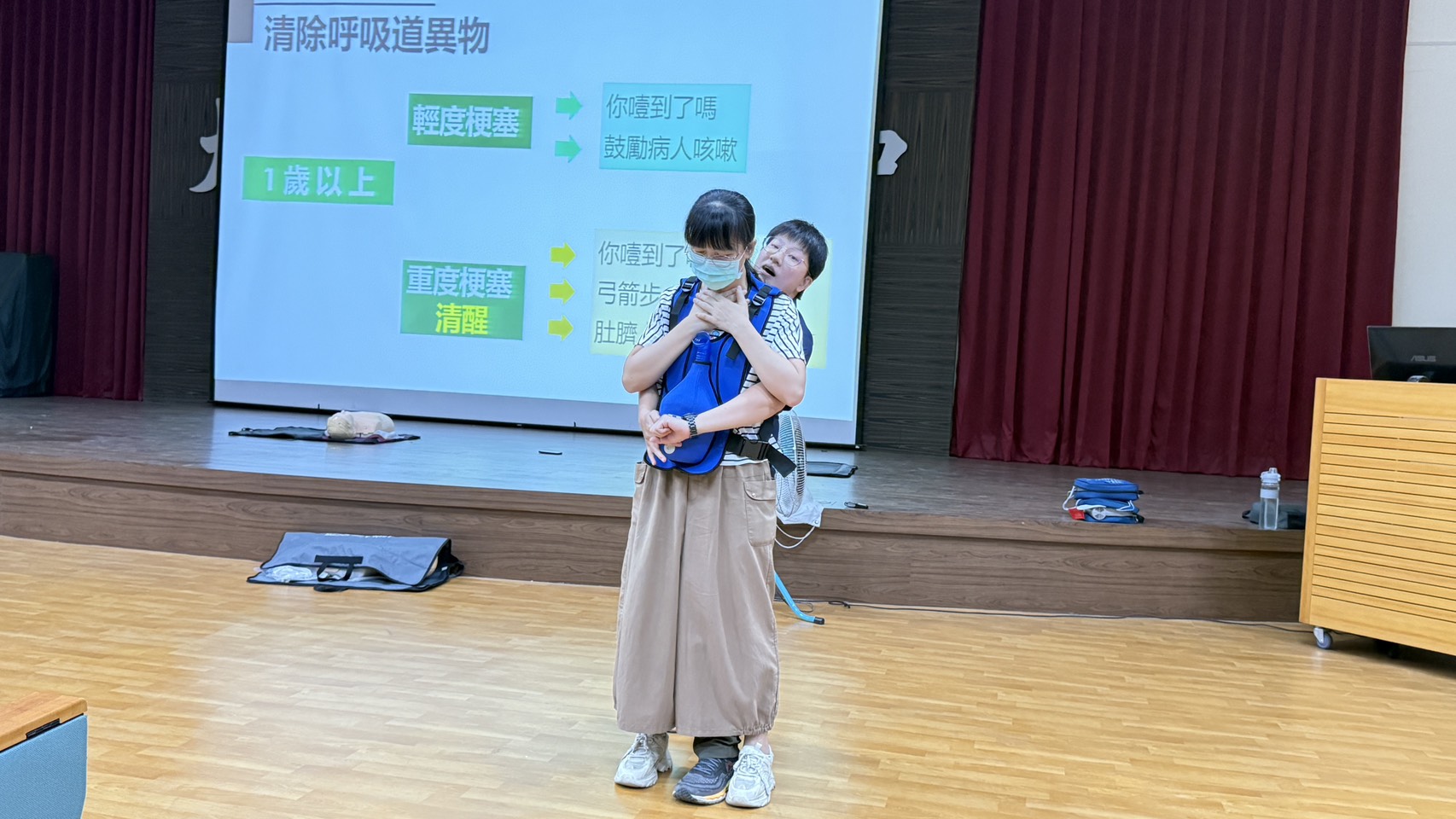 大樹消防隊走進校園　教職員實地演練CPR、AED與哈姆立克法