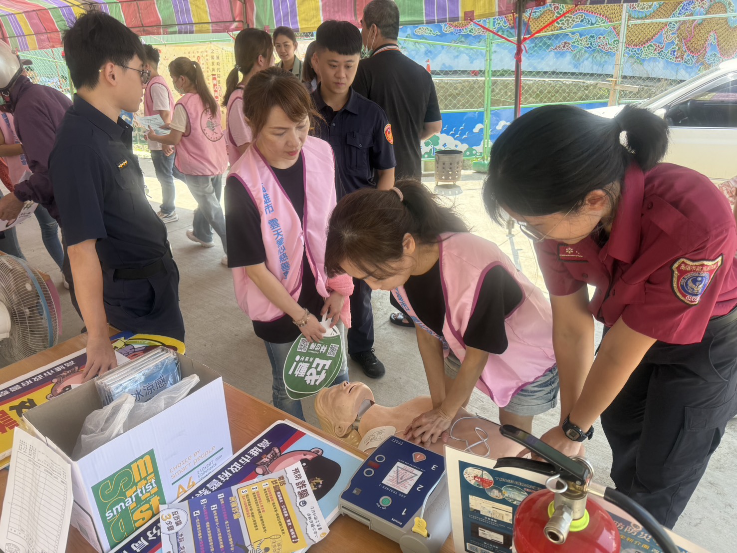 普渡不只祈平安 鳥松消防帶民眾學「救命三招」