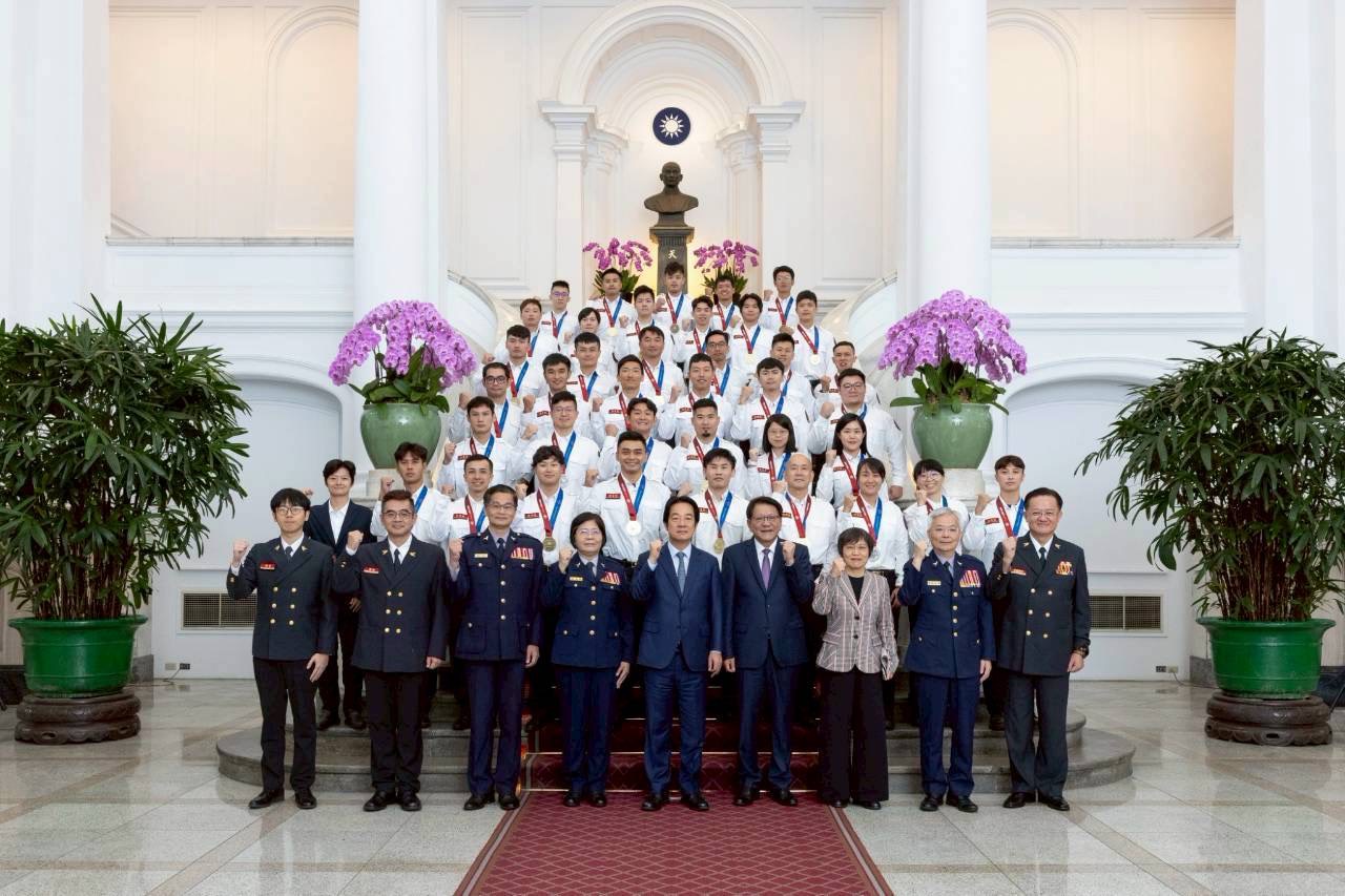 美濃消防隊小隊長勇奪「第21屆世界警察消防運動會」佳績，獲總統召見肯定