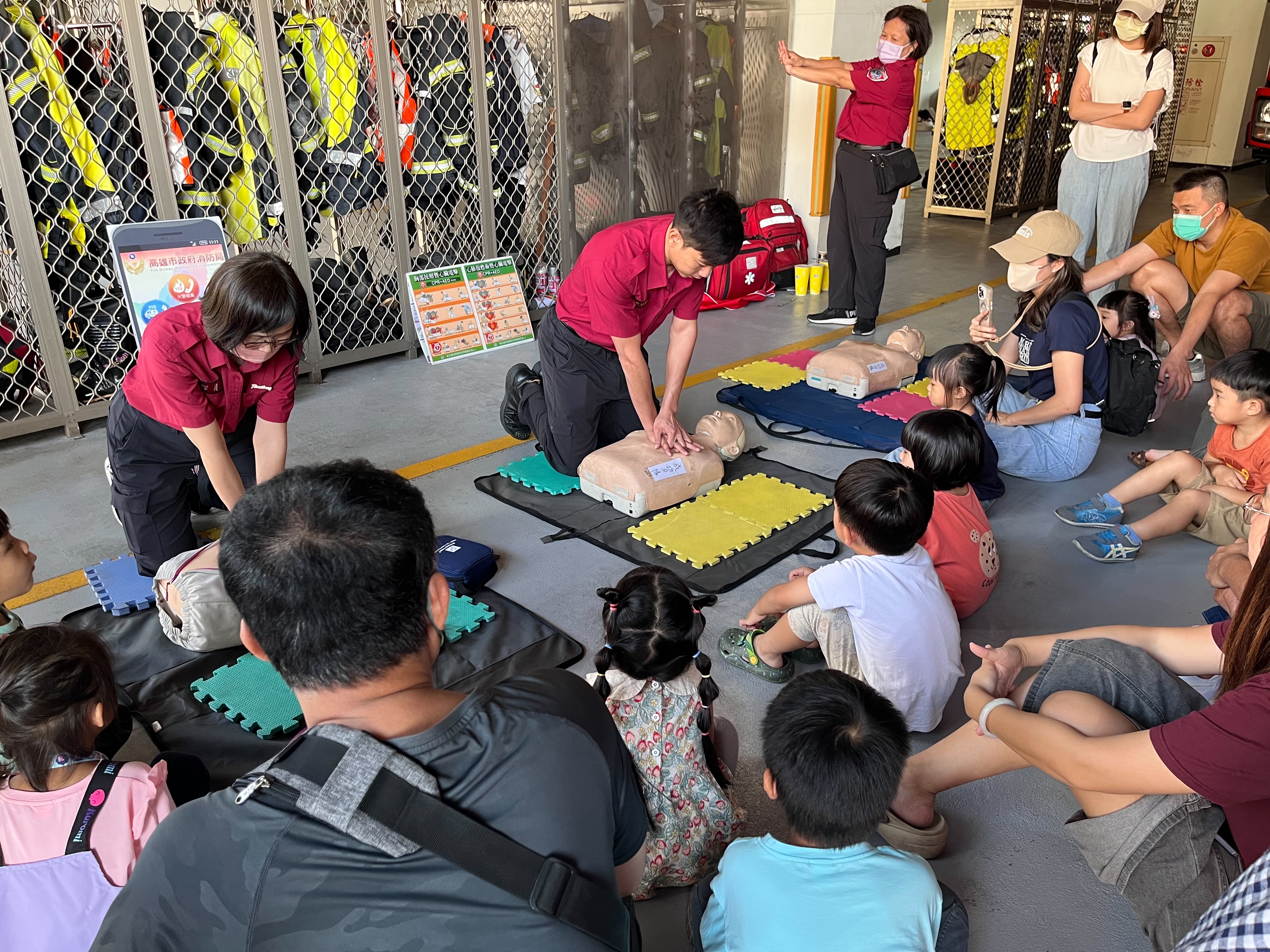 小小消防員出任務！成功分隊親子營打造防火體驗