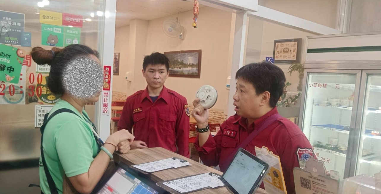 天涼下廚開爐火 人離火熄免惹禍！