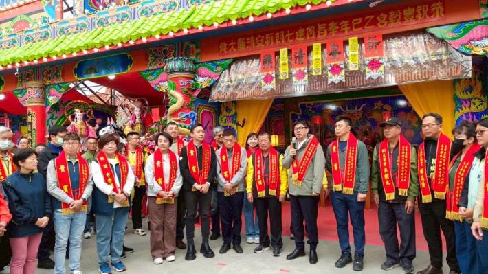 陳其邁市長左營豐穀宮參香為市民祈福