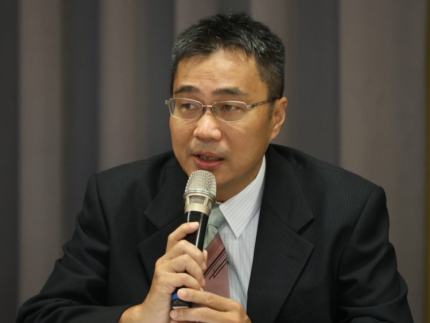 副局長：林廖嘉宏