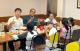 圖7-石慶豐局長與茂林區多納國小宋麒麟校長及孩童們一同至知名速食用餐，補充能量