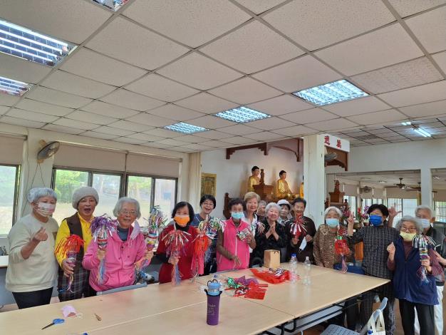 115年1月26日【舞文弄色詩畫樂－七彩加油棒】