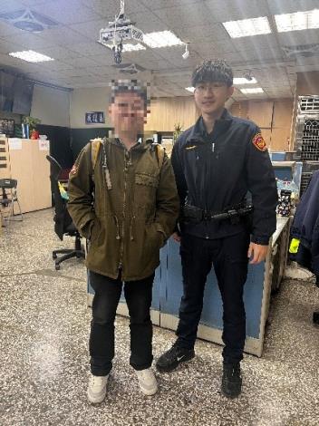 皮夾遺落小黃 暖警沿線調監器尋回