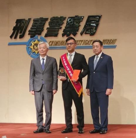 榮獲全國第22屆績優刑警「少年警察工作楷模」殊榮!