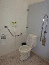 無障礙廁所坐式馬桶