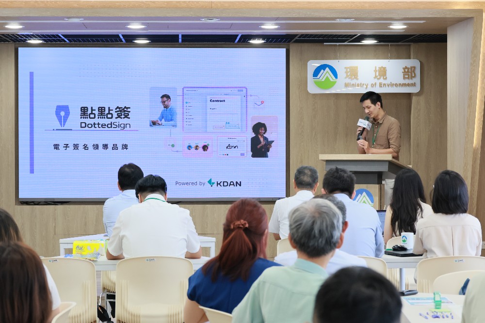 圖片說明:企業講師分享