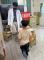 圖3周新凱醫師進行6歲小成幼童粗大動作兒童發展篩檢