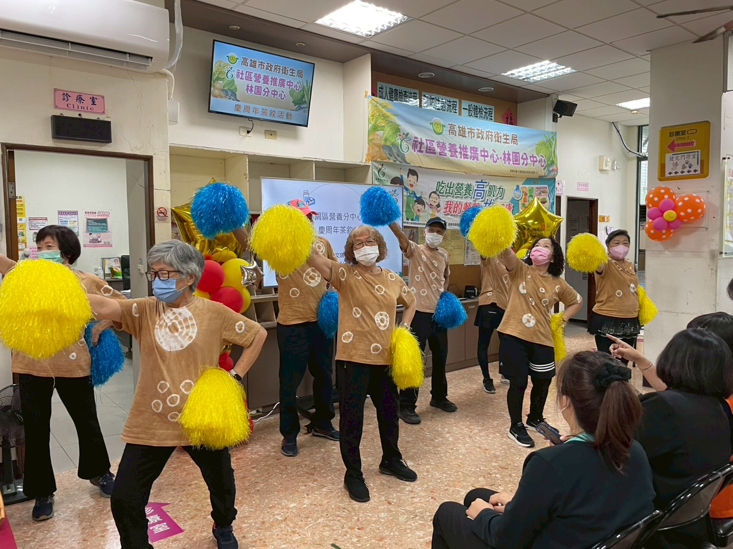 林園營養分中心週年茶敘活動在據點長輩帶來的精彩舞蹈中熱鬧揭幕