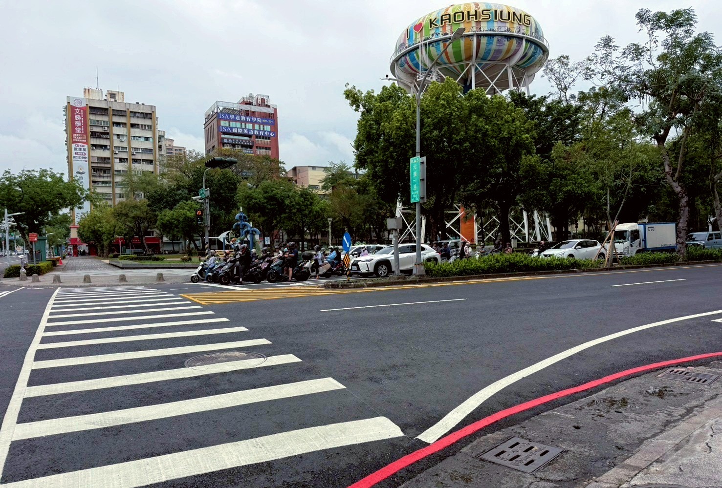 苓雅光華一路透地雷達健檢 路面翻新更好行