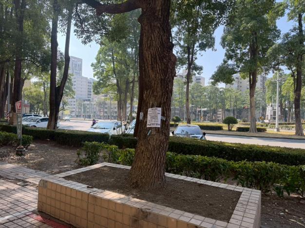 「鼓山區鼓山運動中心(舊中山國小)周邊人行環境改善工程」