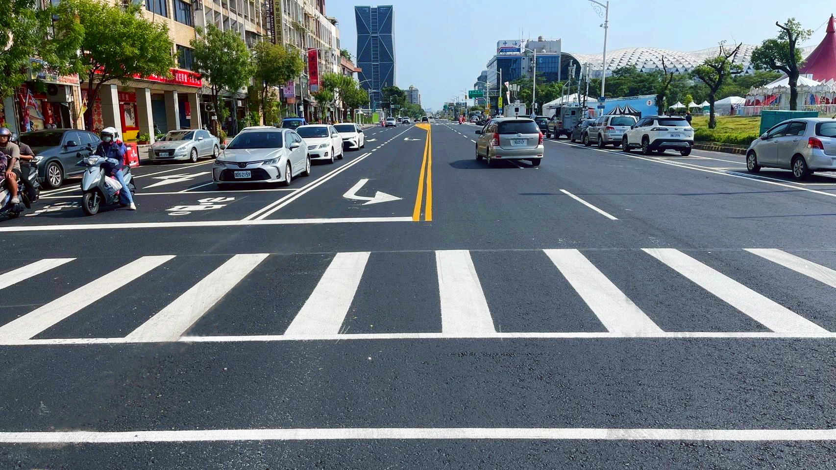 中華五路、成功二路翻新增設左轉道 亞灣區通行更便捷