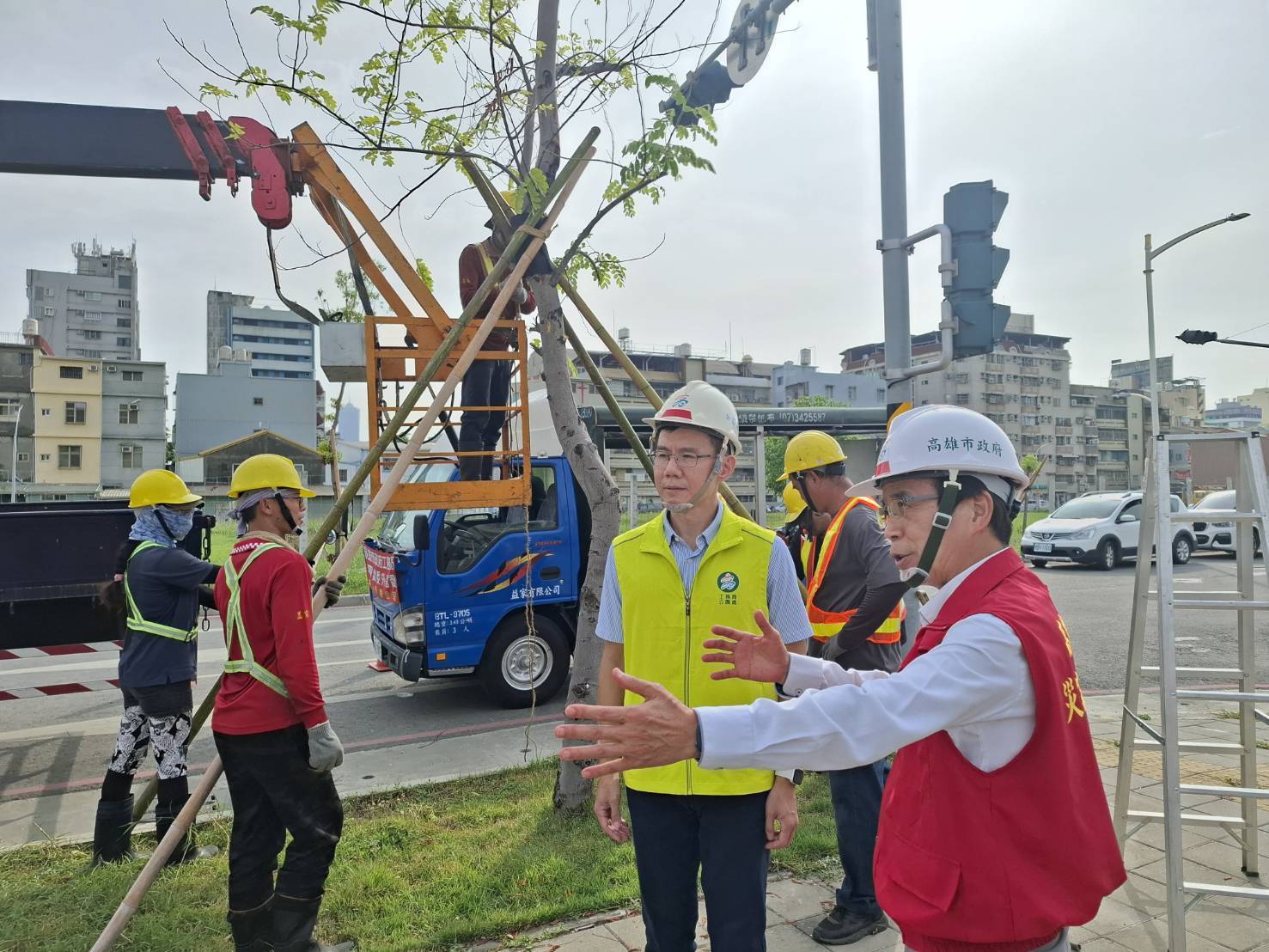 康芮颱風來襲前夕 林副市長視察市區樹木加固支撐及修剪作業