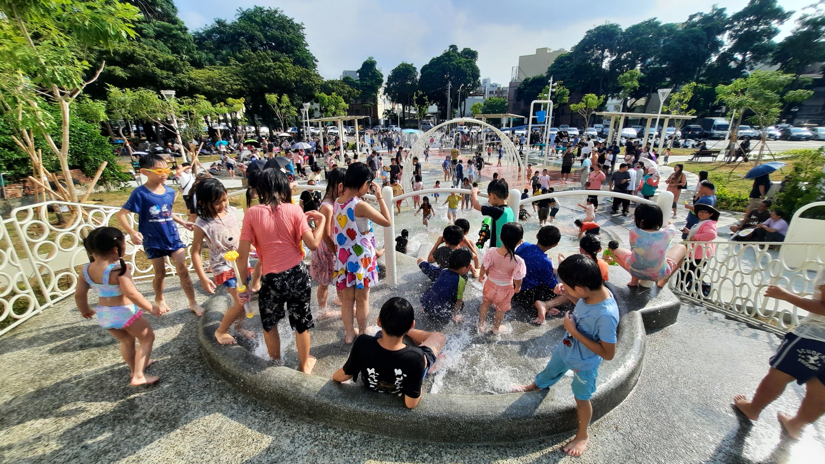 享平公園戲水區完工　綠意＋樂水打造親子天堂