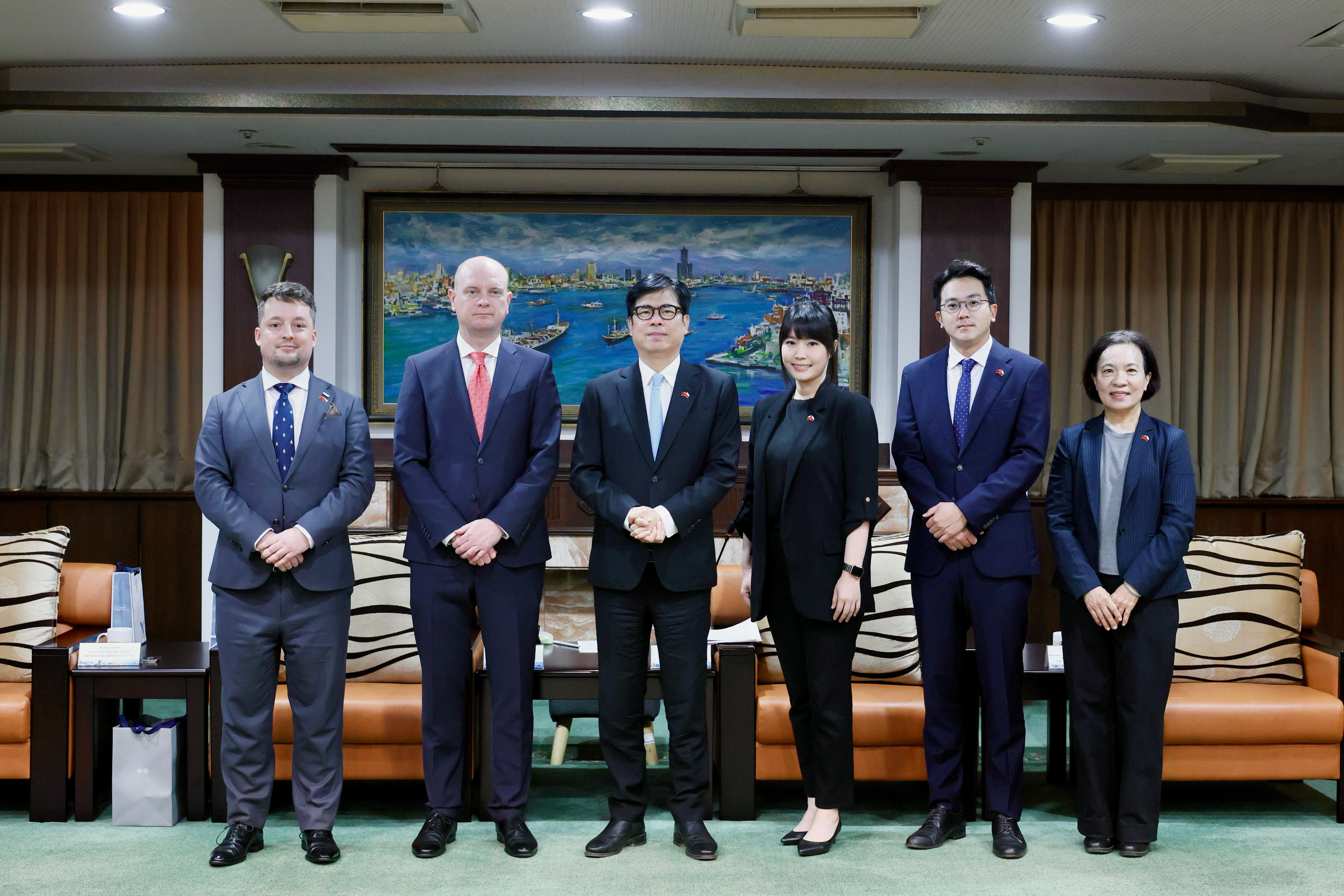 波蘭臺北辦事處畢爾斯基處長首訪高雄市