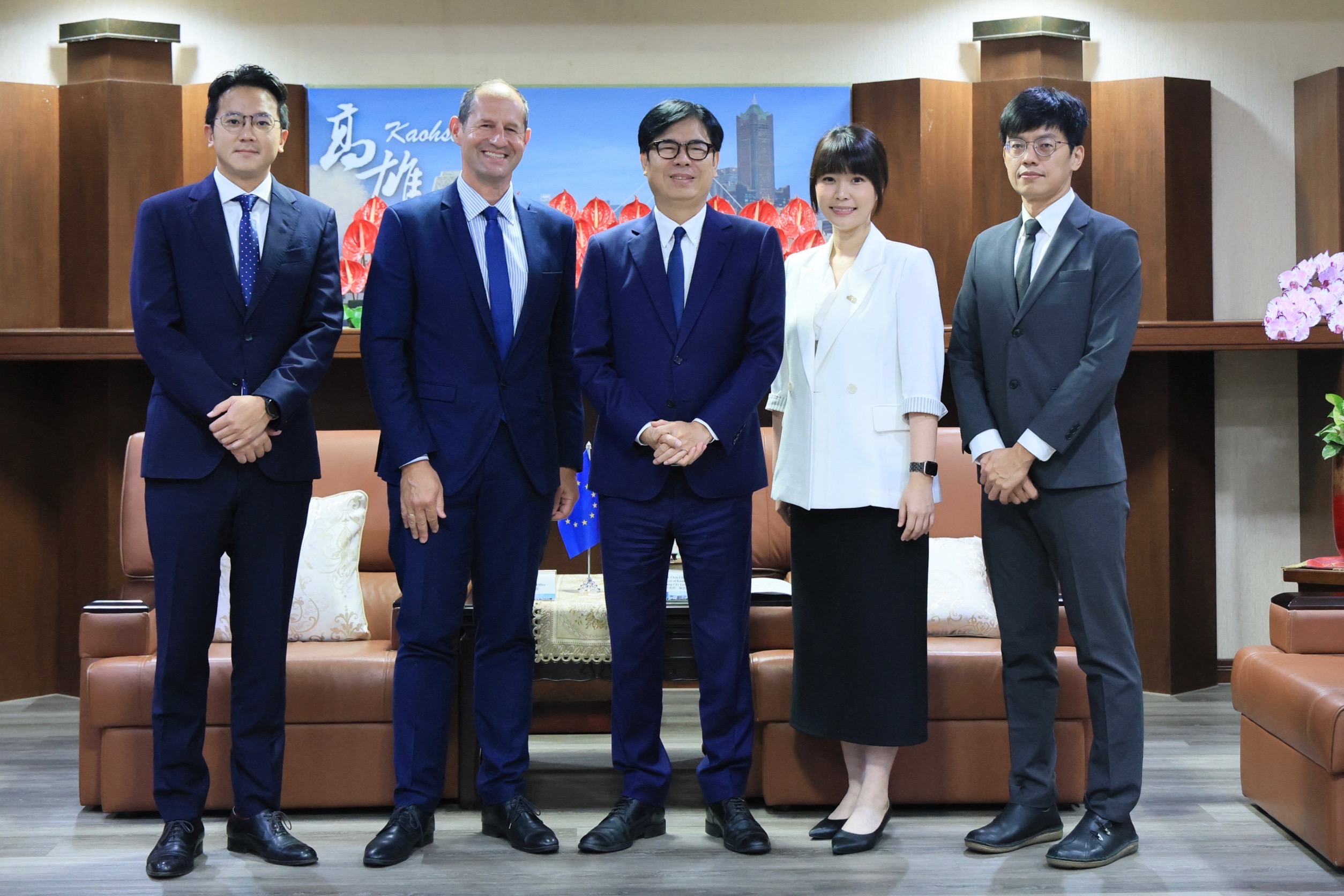 歐洲經貿辦事處谷力哲處長拜會高雄市長陳其邁