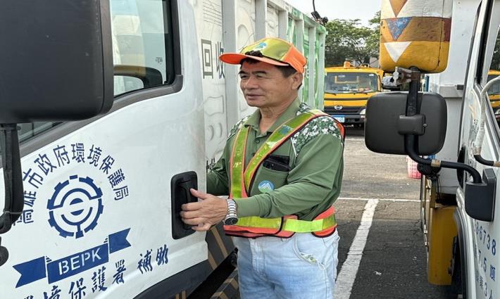 環境保護局　陳崑榮