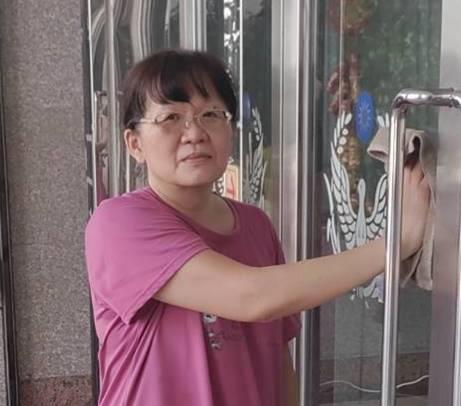 警察局　王銘琴