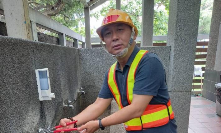 工務局　林進福