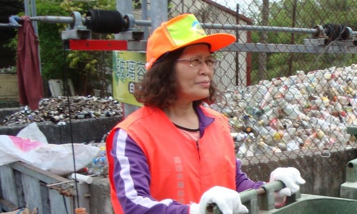 環境保護局　吳淑汝