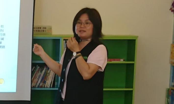 文化局　黃鄁珽